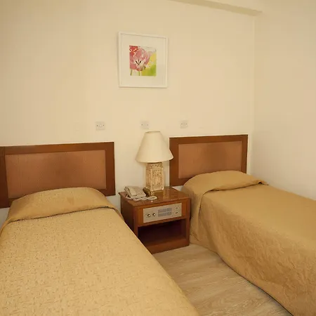 Hotel Pefkos