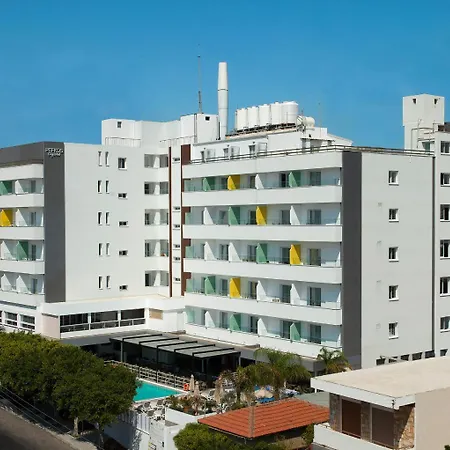 Ξενοδοχείο Pefkos 3*